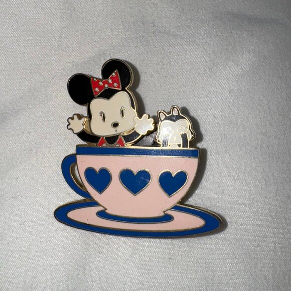 EUC, Disney Go Minnie and Cat in Teacup Pin, Minnie Mouse + Figaro, Pink Black - Picture 1 of 12
